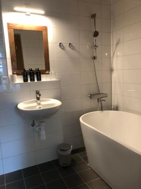 Steel Hotel Smedjebacken Екстериор снимка